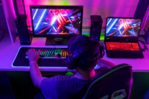 Benefits of using gamming laptops for games.